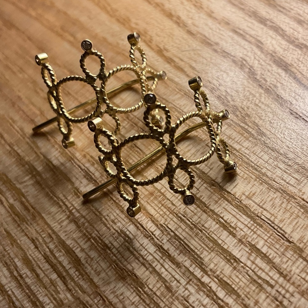 ON SALE! Christina Soubli, Twist Jewelry,Seattle.18K looped diamond Hoops - Picture 5 of 8